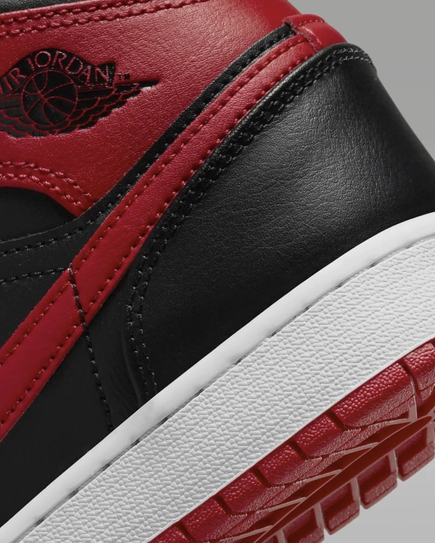 Jordan 1 Mid “Alternate Bred” Kids