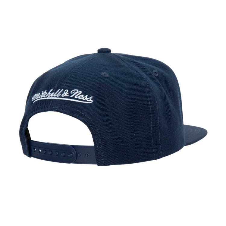Mitchell & Ness Denver Nuggets Team Ground 2.0