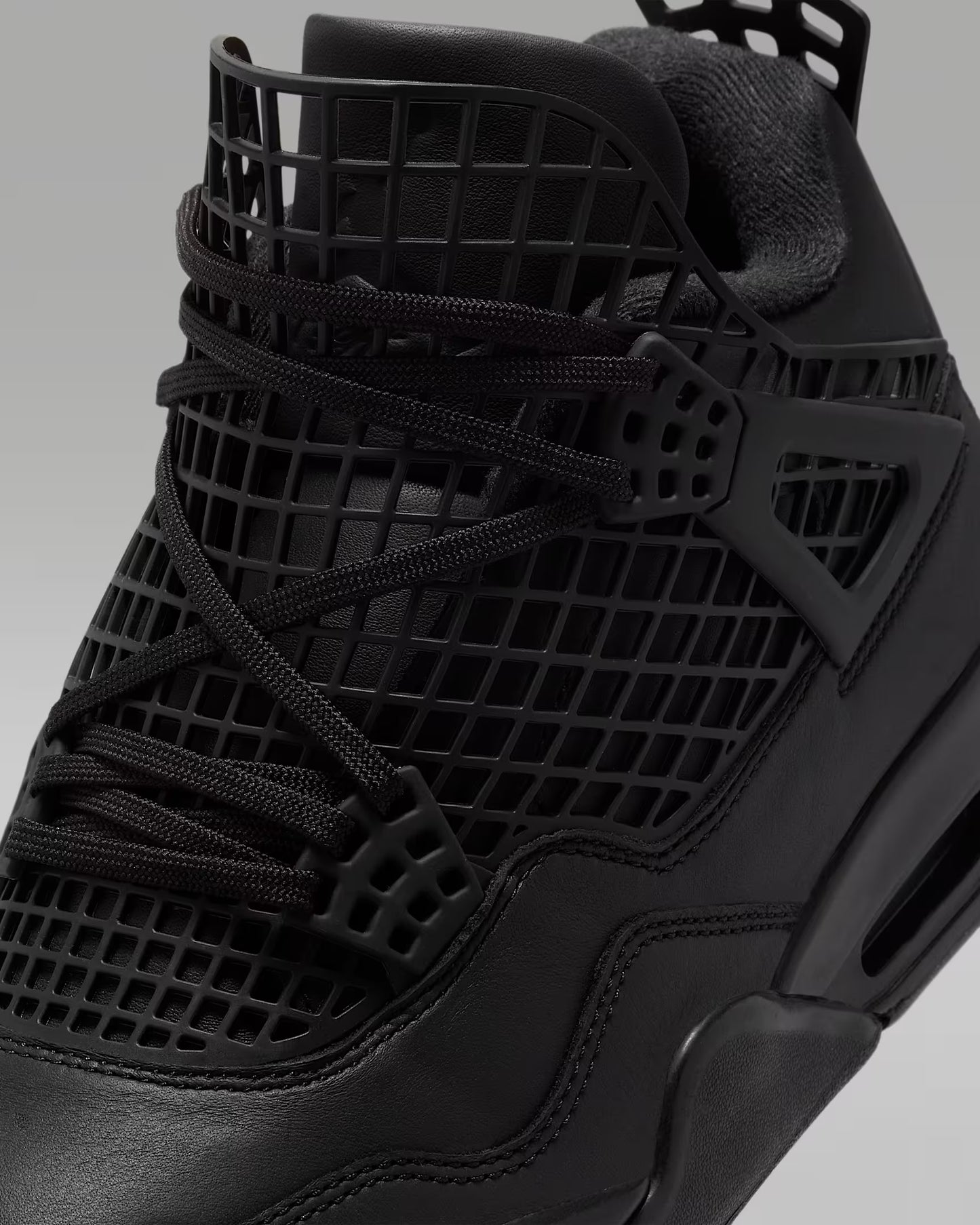 Jordan 4 NET “Black”