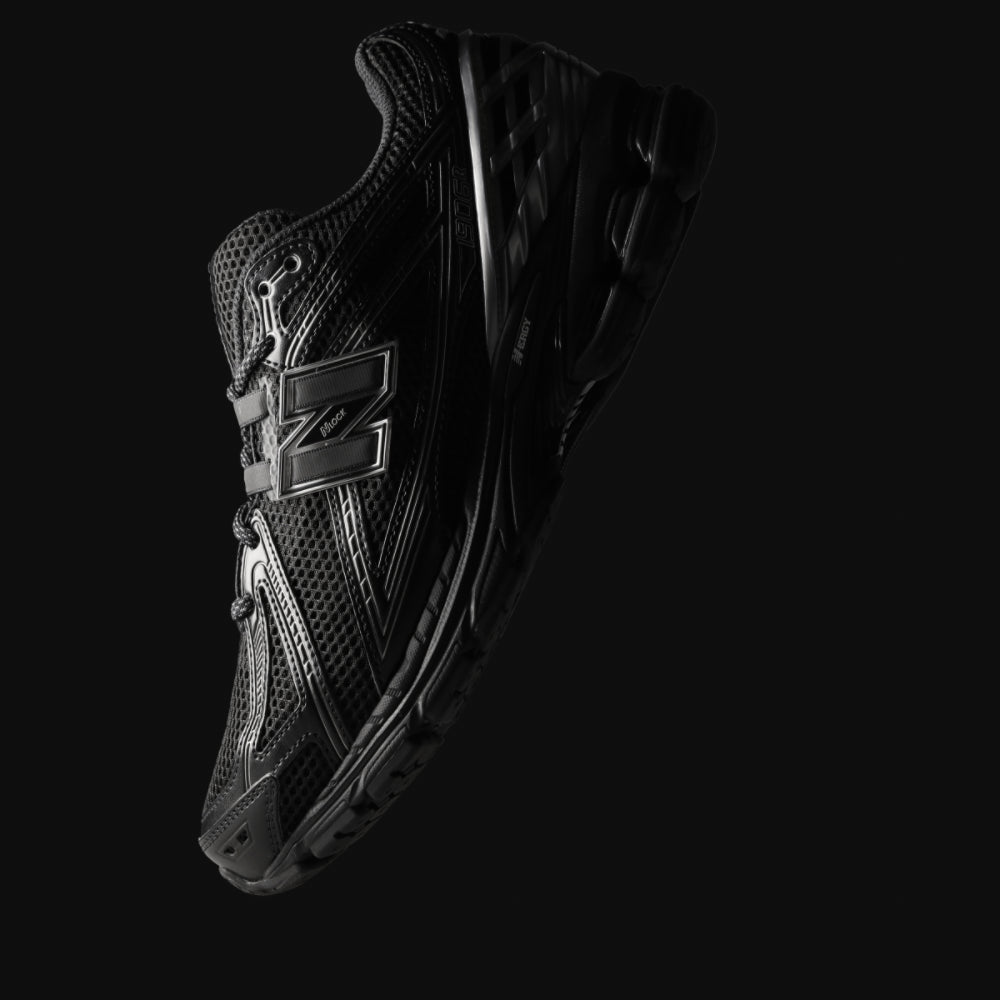 New Balance 1906R “Black”