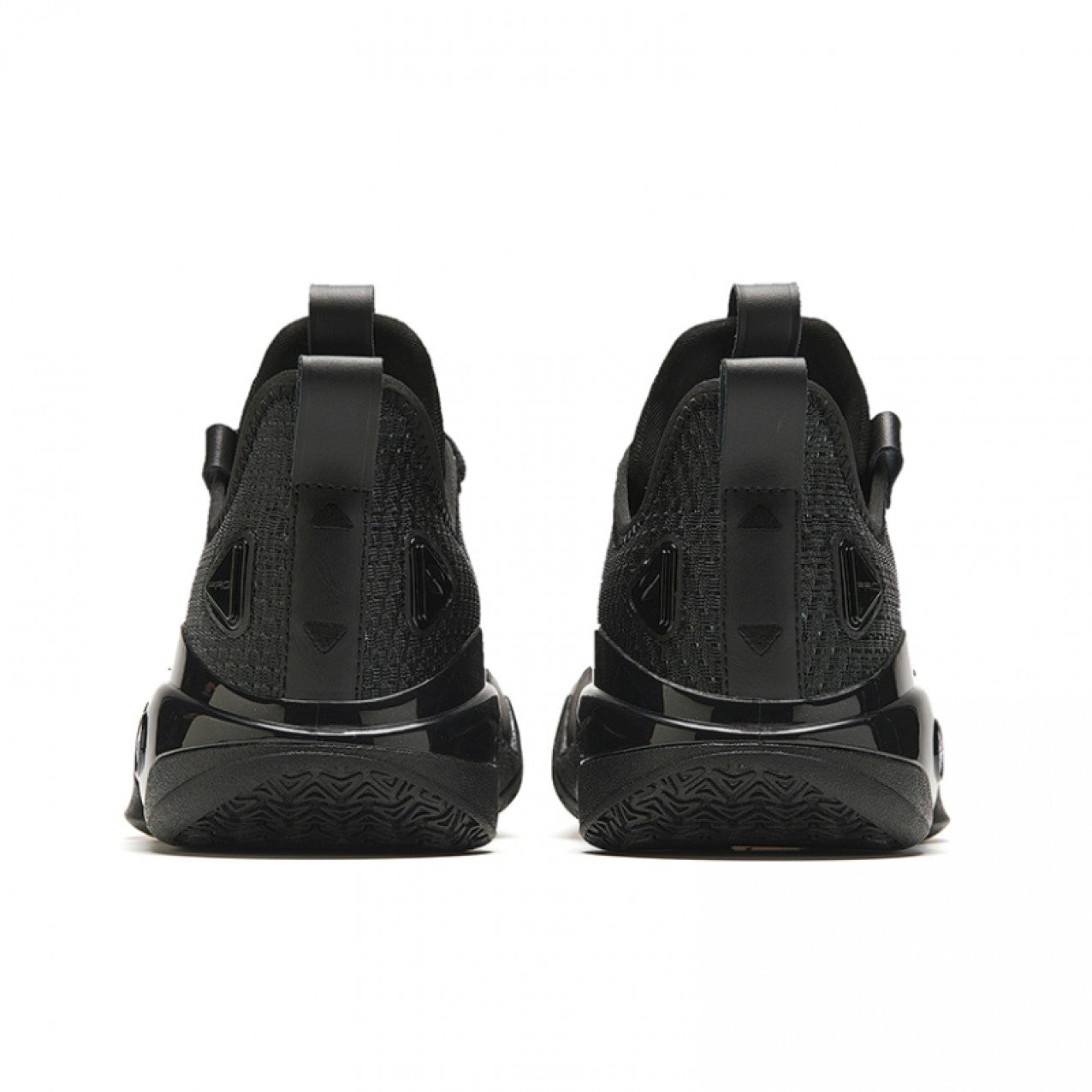 ANTA Shock Wave 5 Pro “Black Knight”