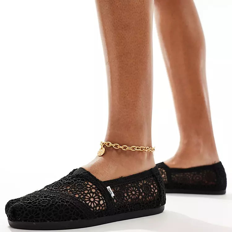 TOMS Classic Alpargata Crochet “Black”