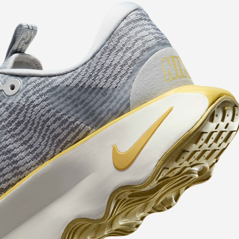 Nike Motiva “Smoke Grey”
