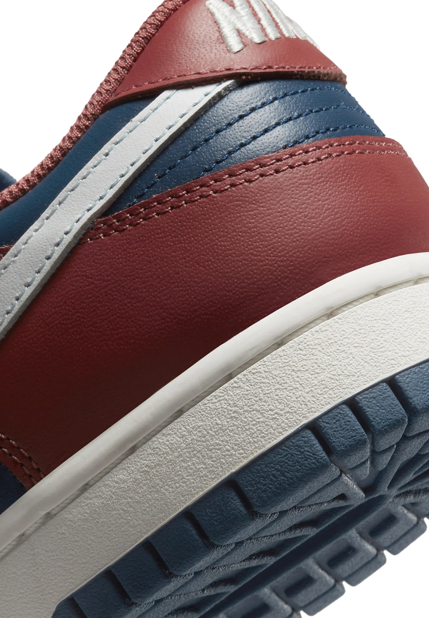 Nike Dunk Low “Canyon Rust”