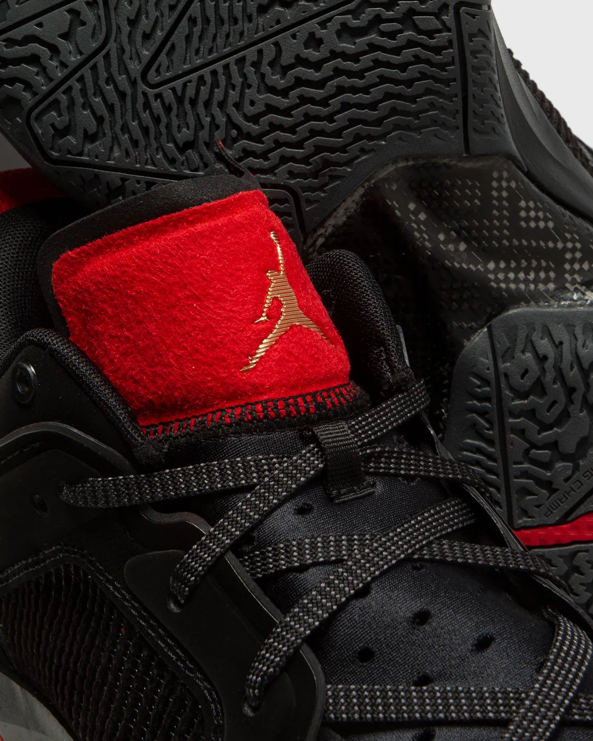 Jordan XXXVII Low “Bred”