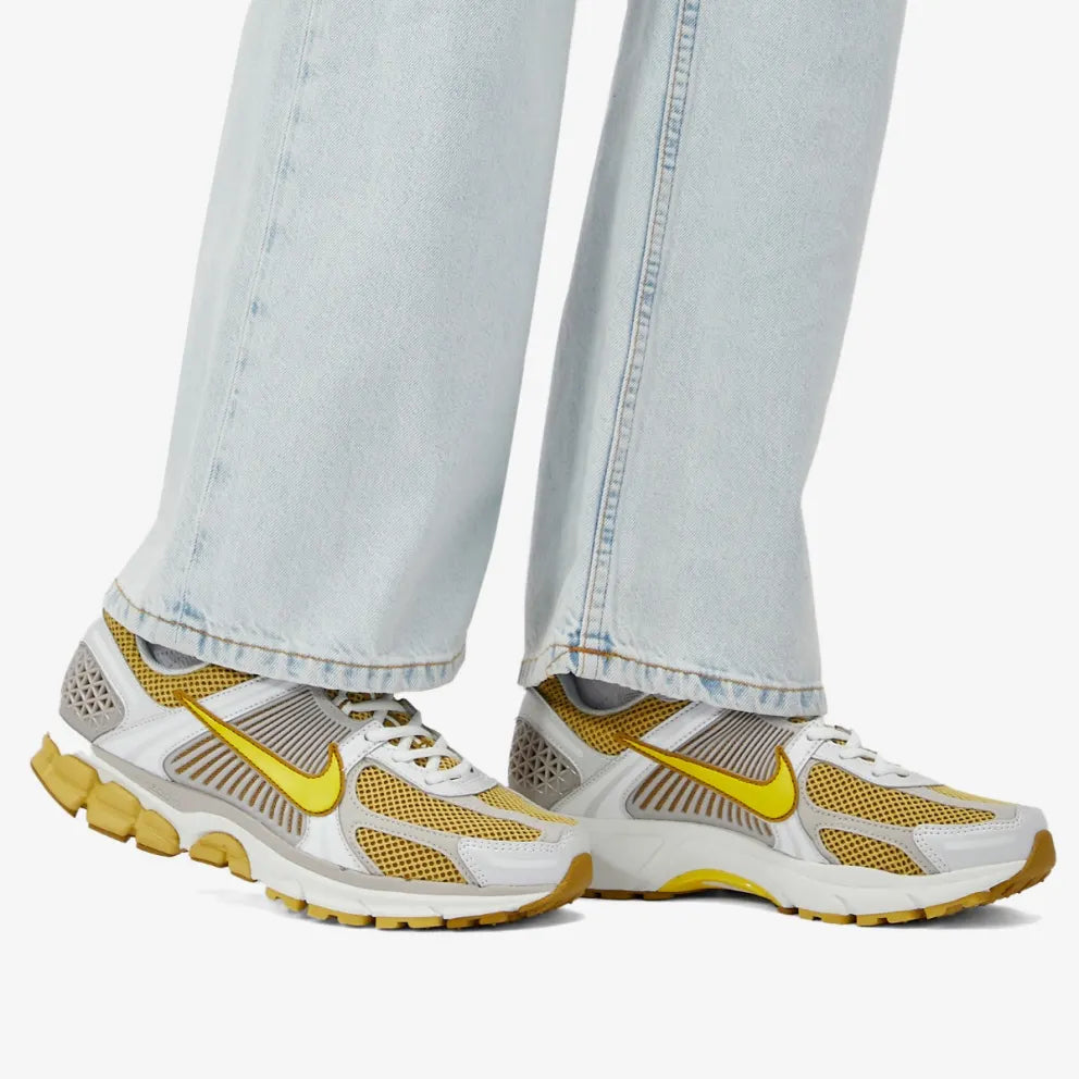 Nike Zoom Vomero 5 “Bronzine”