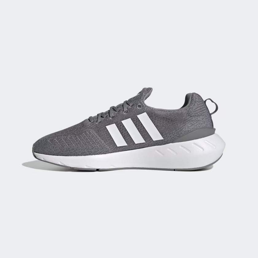 Adidas Swift Run 22