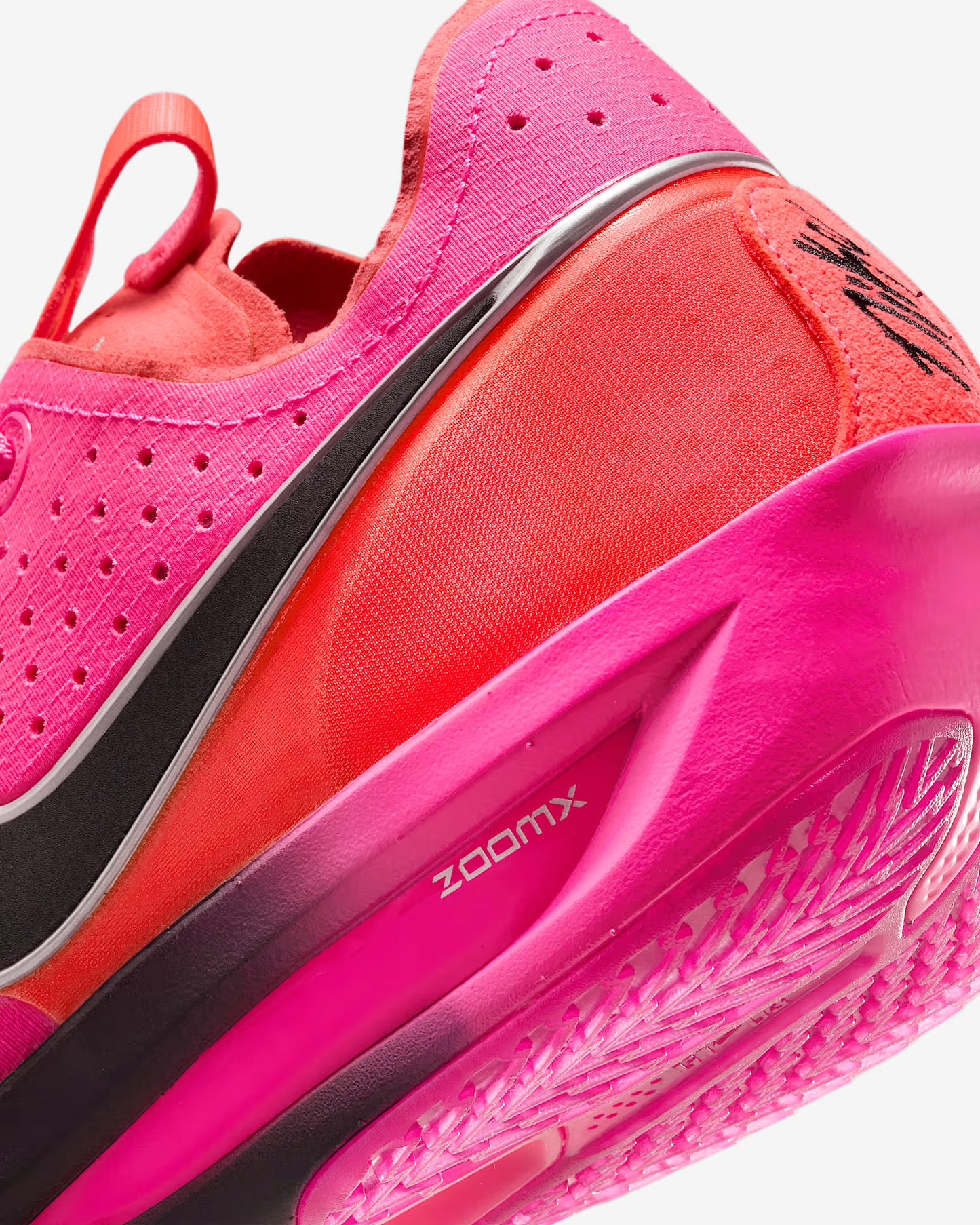 Nike G.T. Cut 3 “Hyper Pink”