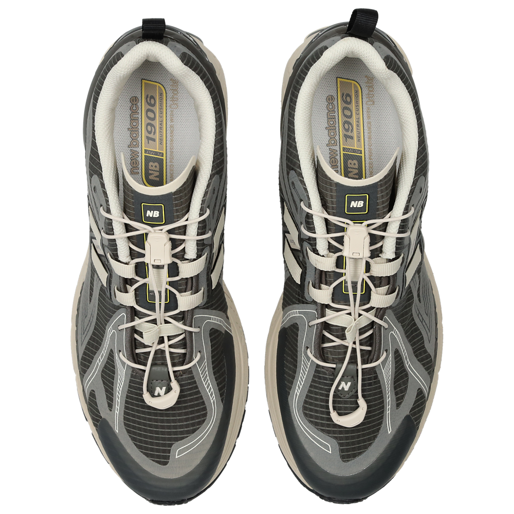 New Balance 1906R “Angora”