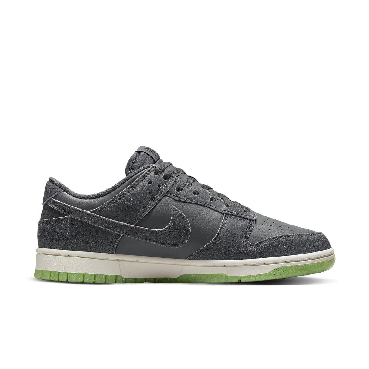 Nike Dunk Low Retro PRM “Halloween”