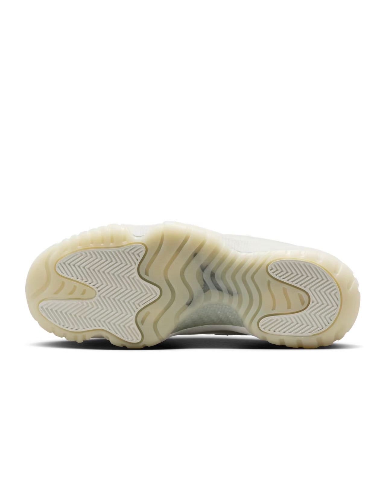 Jordan 11 Retro “Pearl”