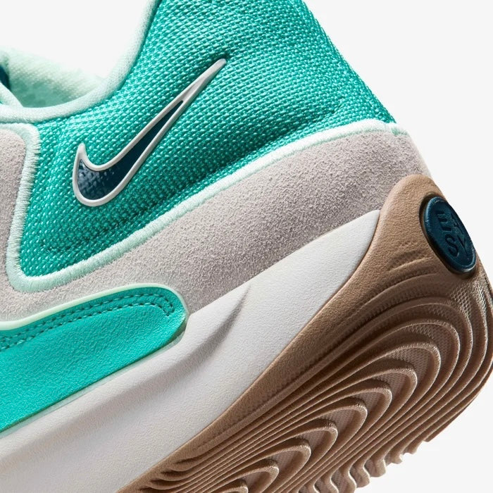Nike KD 18 “Wanda Pratt”