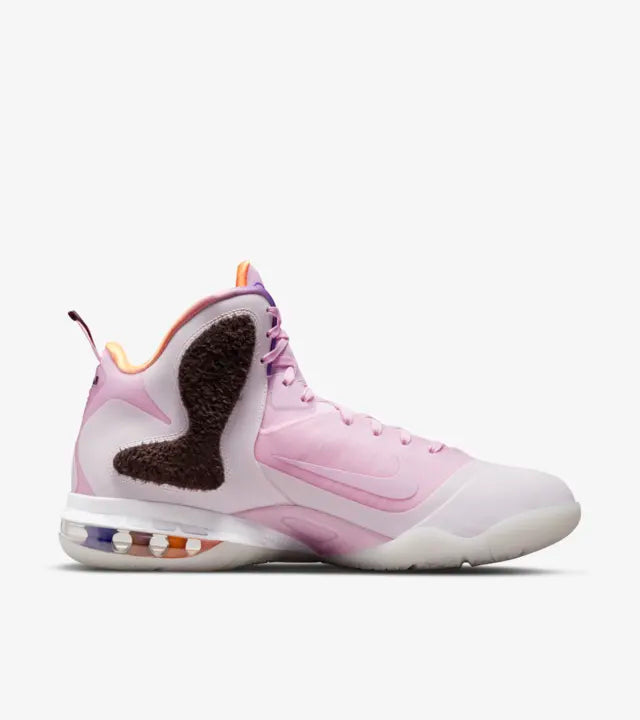 Nike LeBron Retro IX QS “Austin Powers”