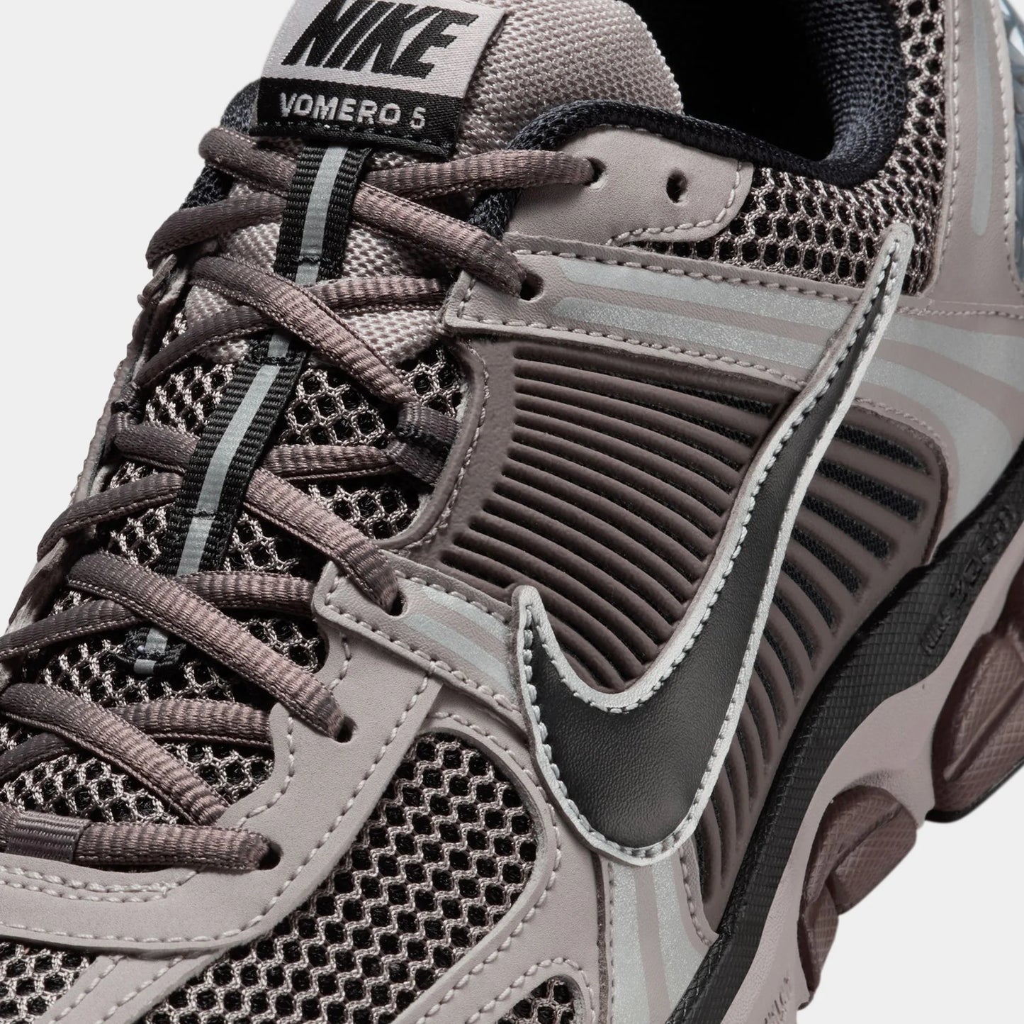 Nike Zoom Vomero 5 “Cave Stone”