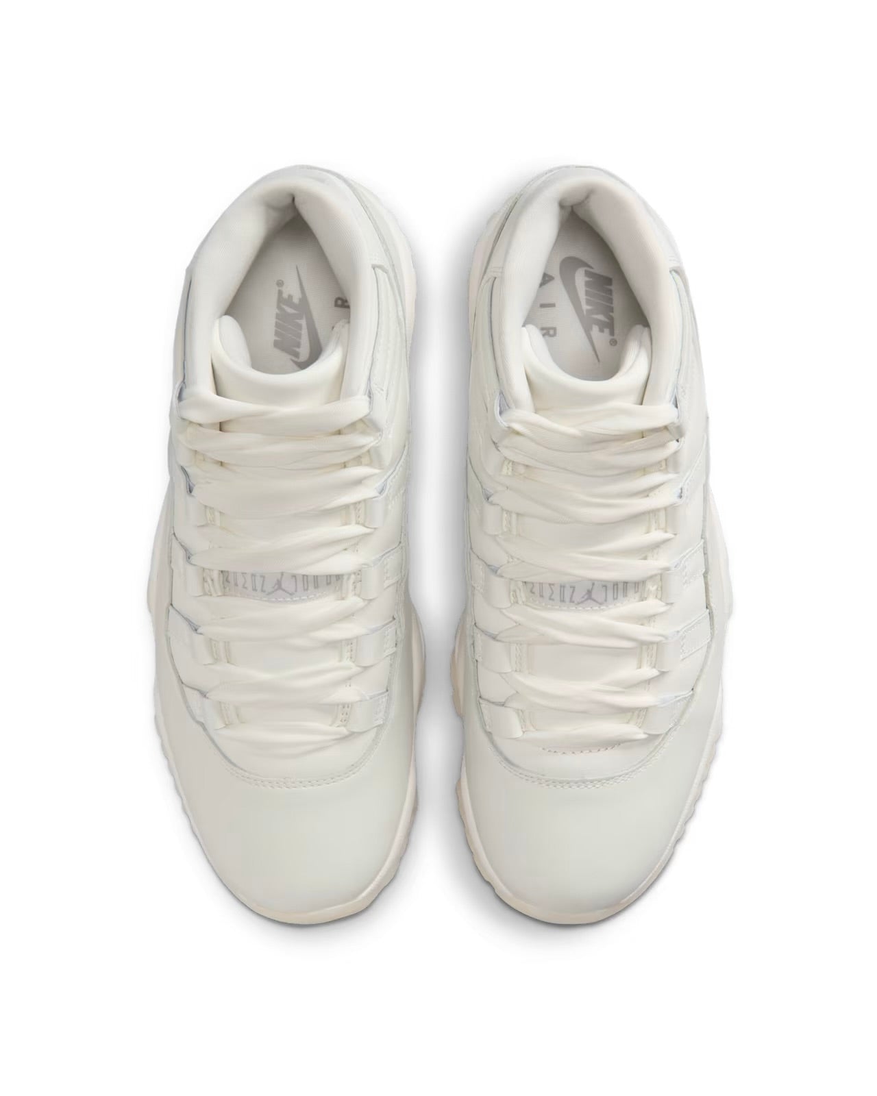 Jordan 11 Retro “Pearl”