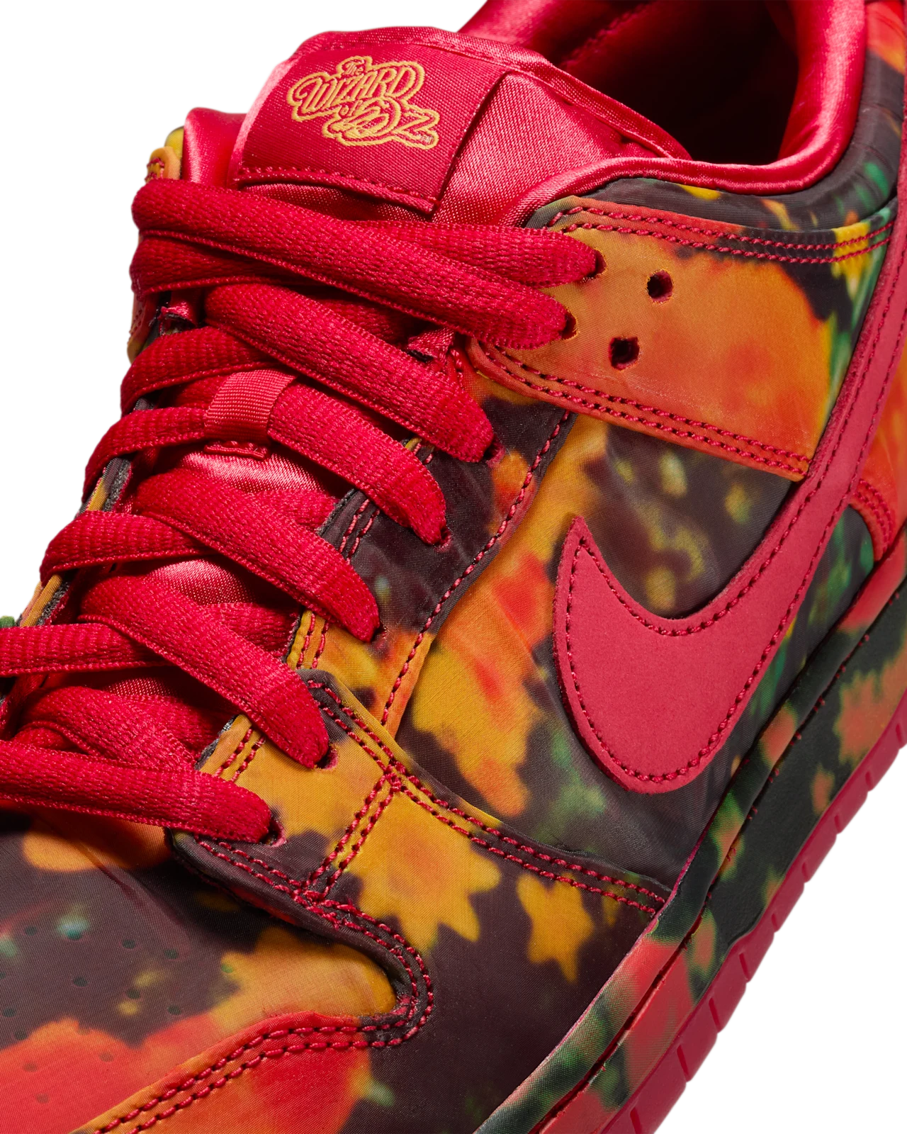 Nike SB Dunk Low Pro
“The Wizard of Oz”