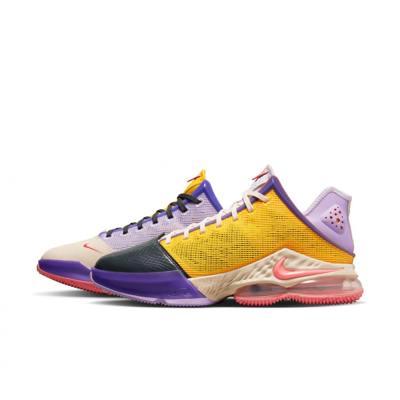 Nike LeBron 19 Low “Mismatch”