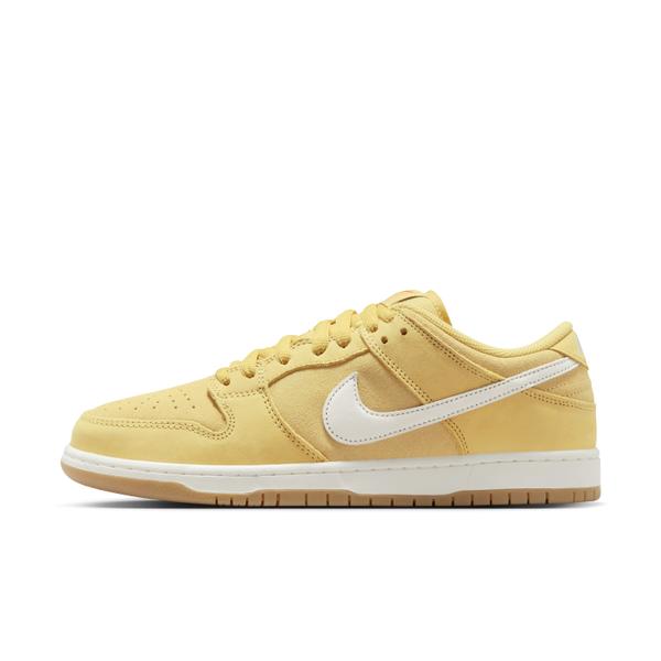 Nike SB Dunk Low Pro “Saturn Gold”