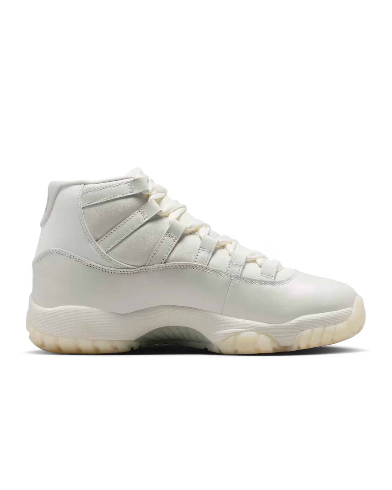 Jordan 11 Retro “Pearl”
