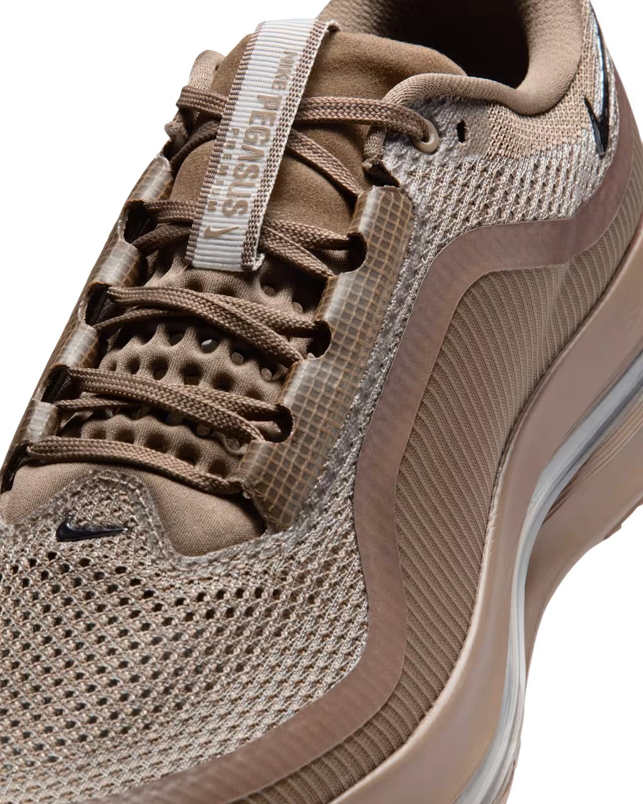 Nike Pegasus Premium “Caldera Brown”