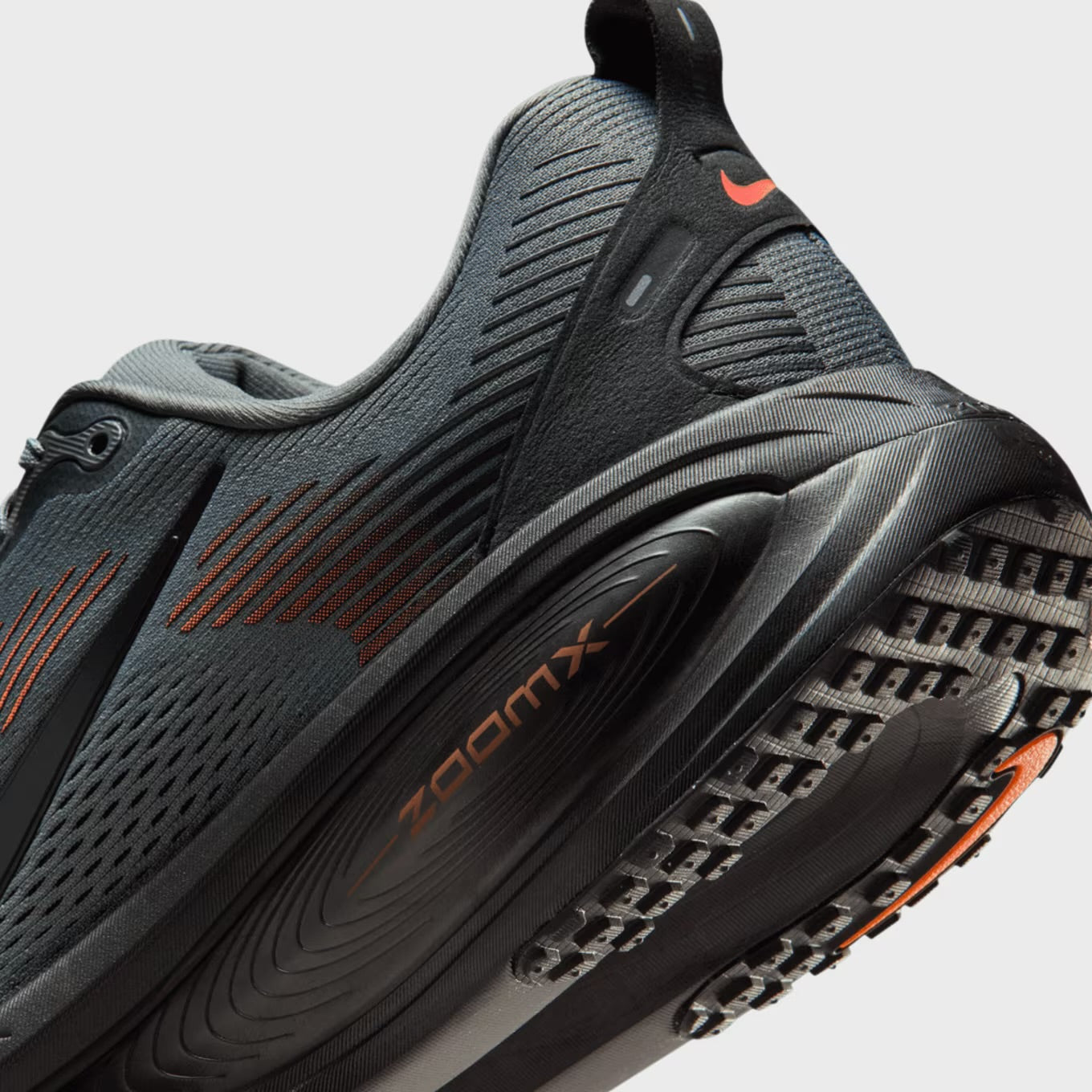 Nike Zoom Vomero 18 “Total Orange”