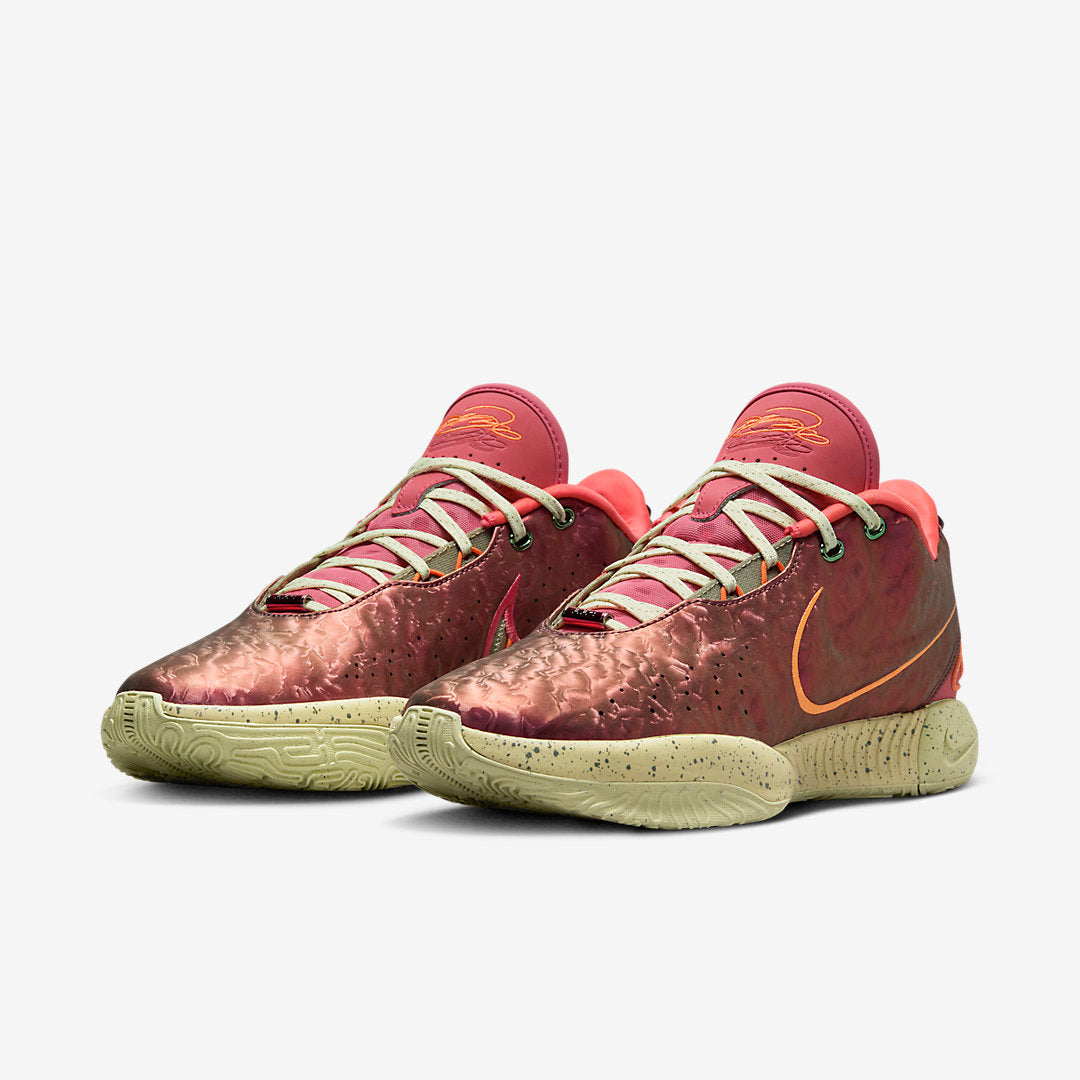 Nike LeBron 21 “Queen Conch”