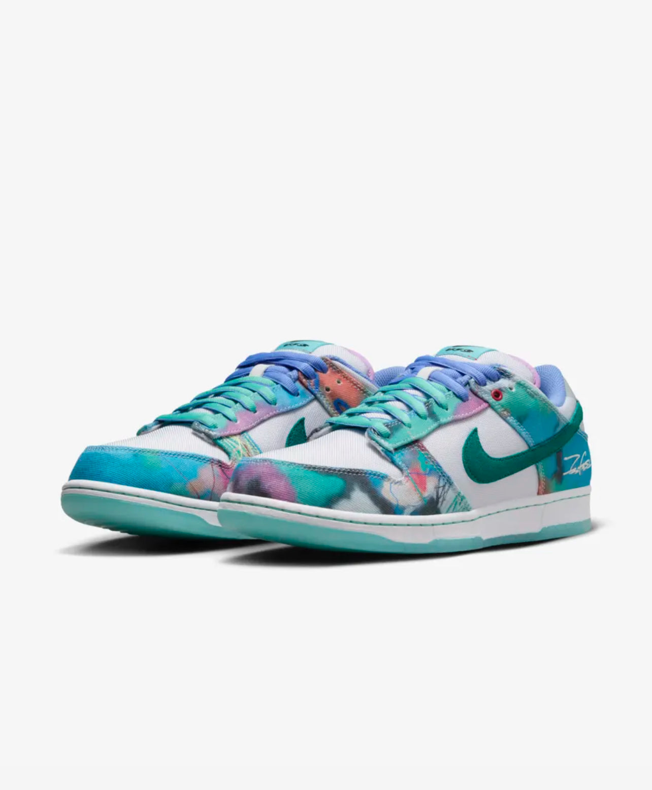 Nike SB Dunk Low x Futura Laboratories “Geode Teal”
