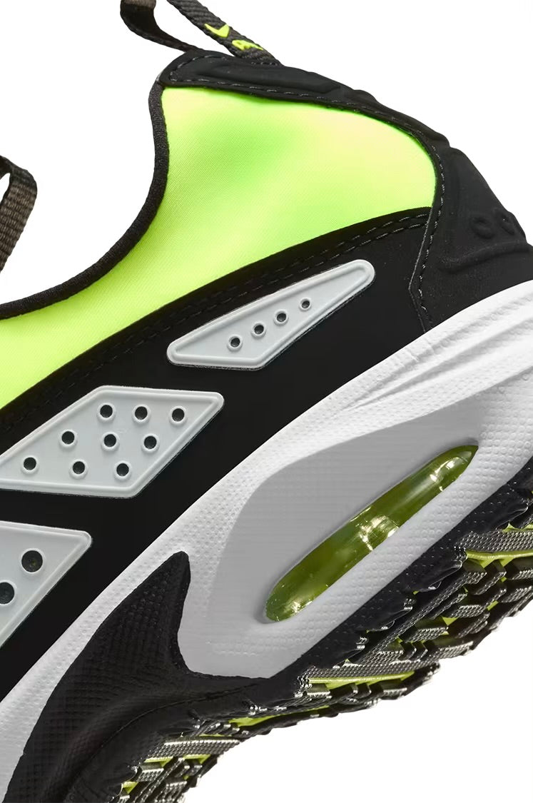 Nike Air Max SNDR “Volt”
