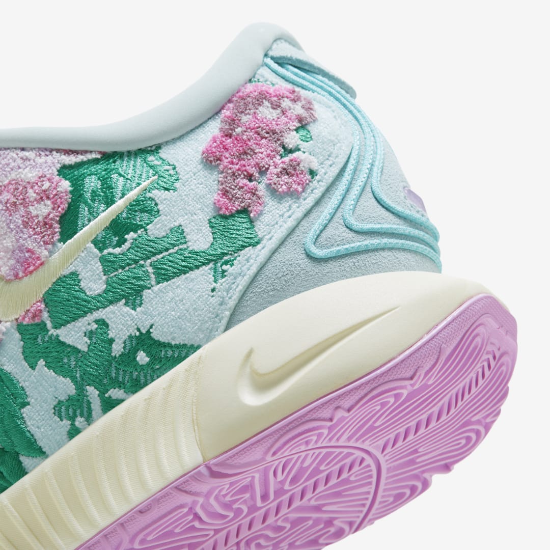 Nike LeBron 21 “Grandma’s Couch”