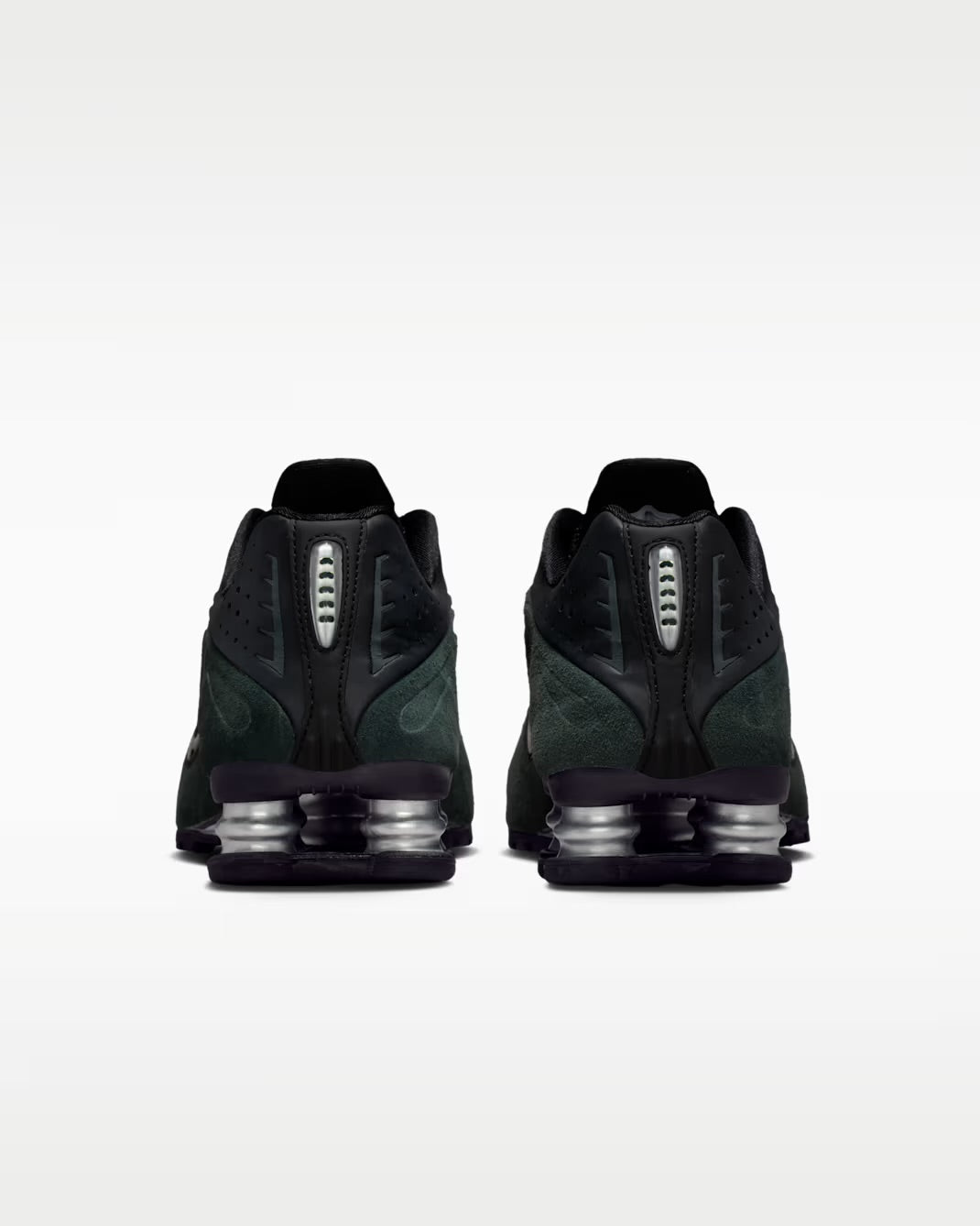 Nike Shox R4 “Black Suede”