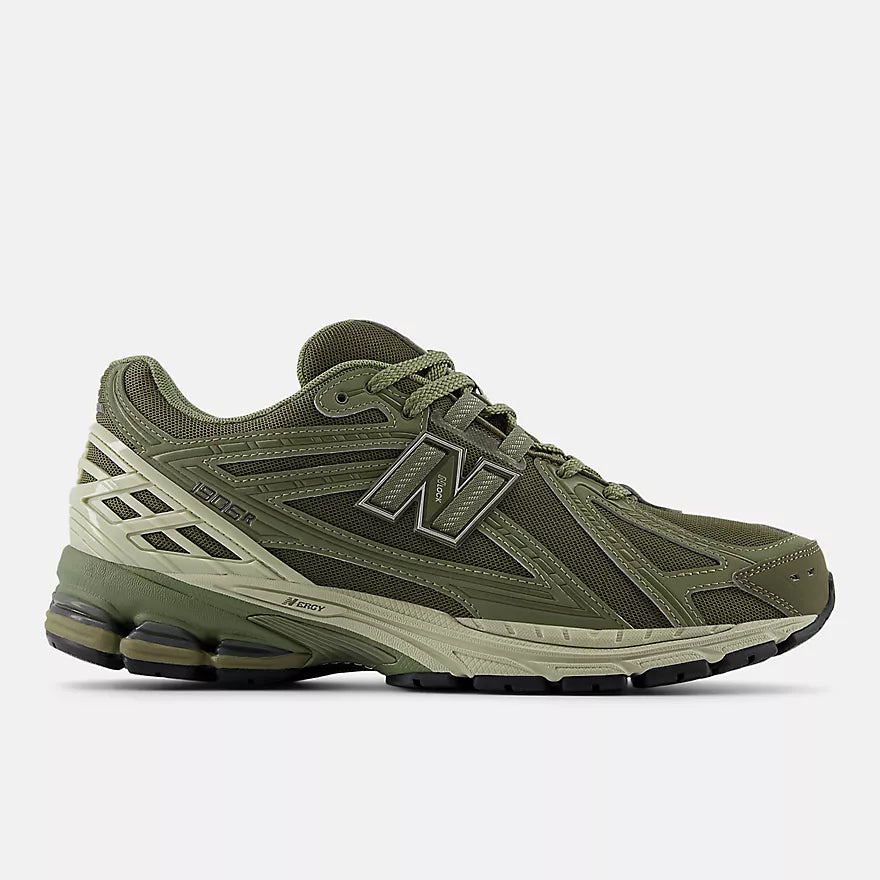 New Balance 1906R “Dark Stoneware”