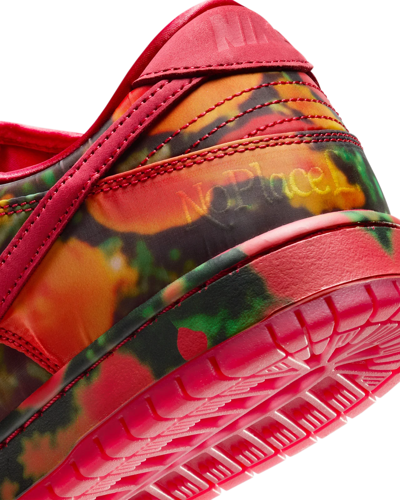 Nike SB Dunk Low Pro
“The Wizard of Oz”