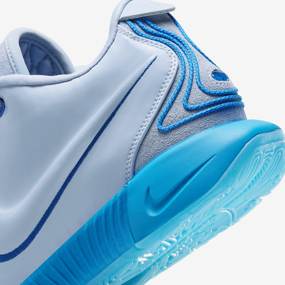 Nike LeBron 21 “Blue Diver”