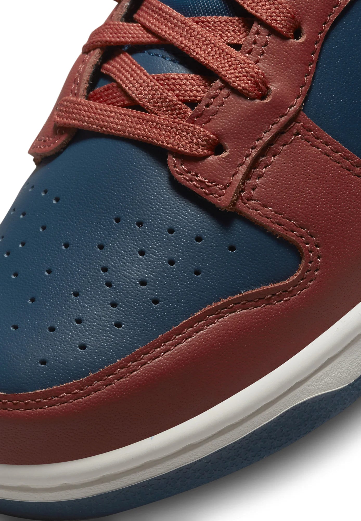Nike Dunk Low “Canyon Rust”