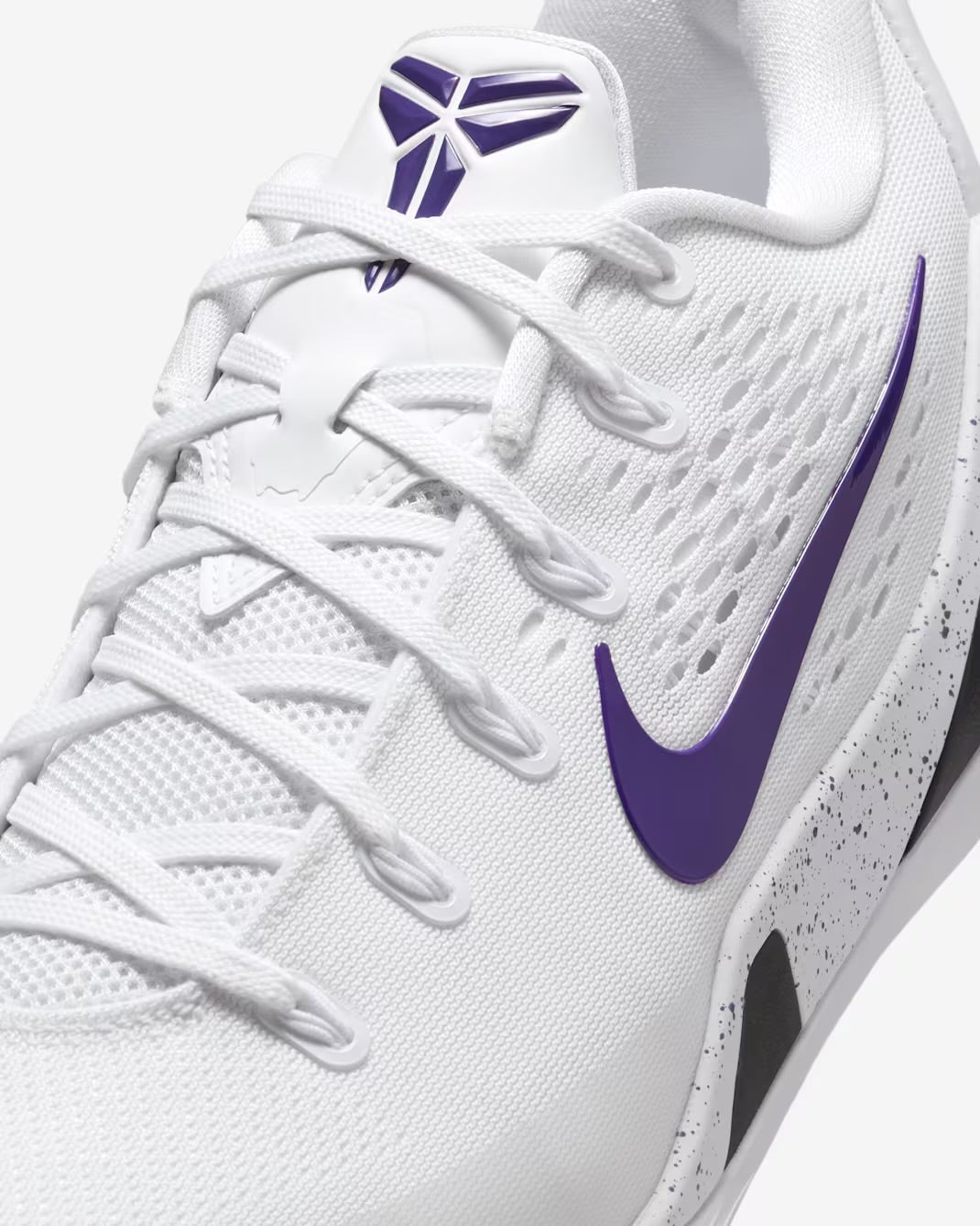 Nike Kobe 9 Elite Low EM Protro “White”