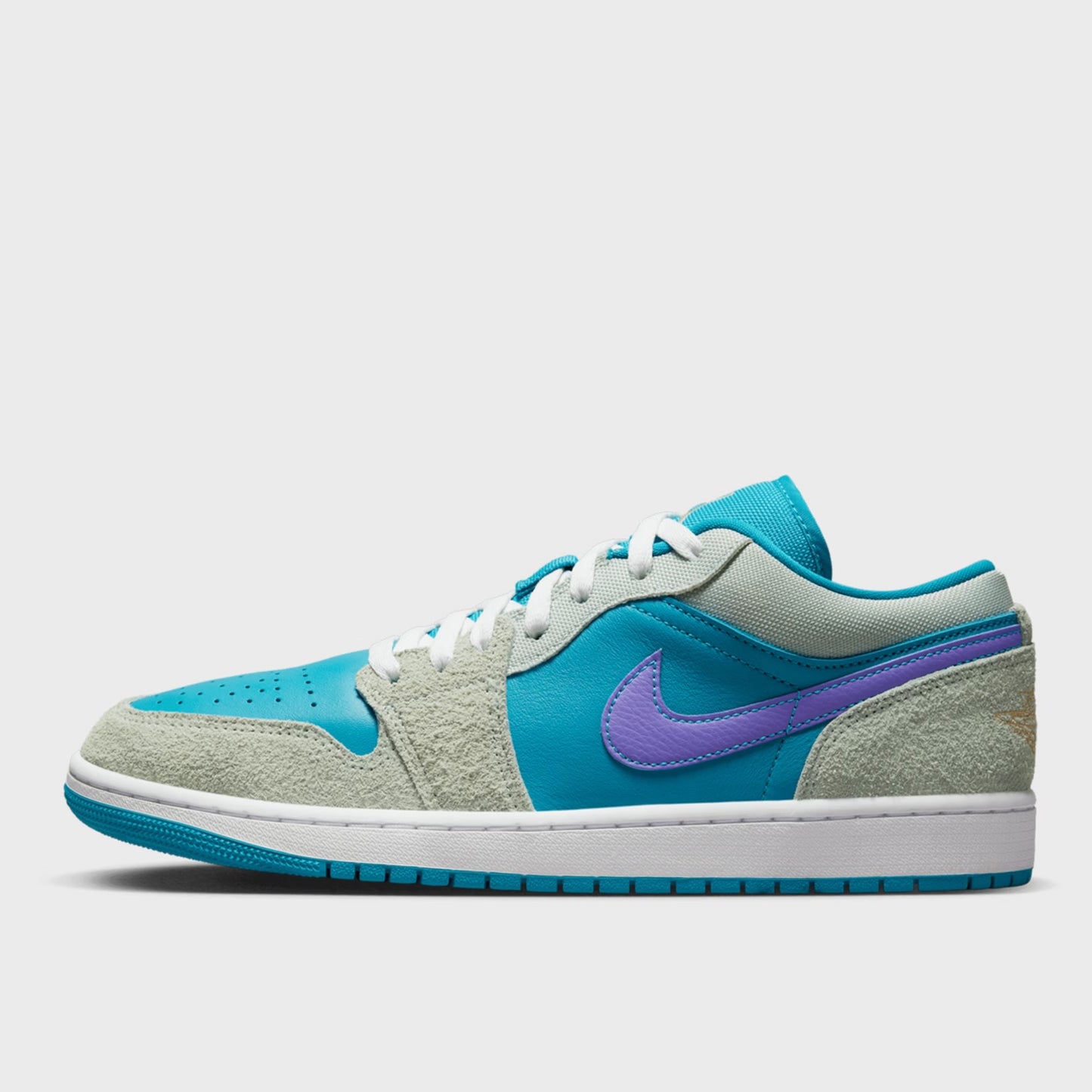 Jordan 1 Low SE “Aquatone”