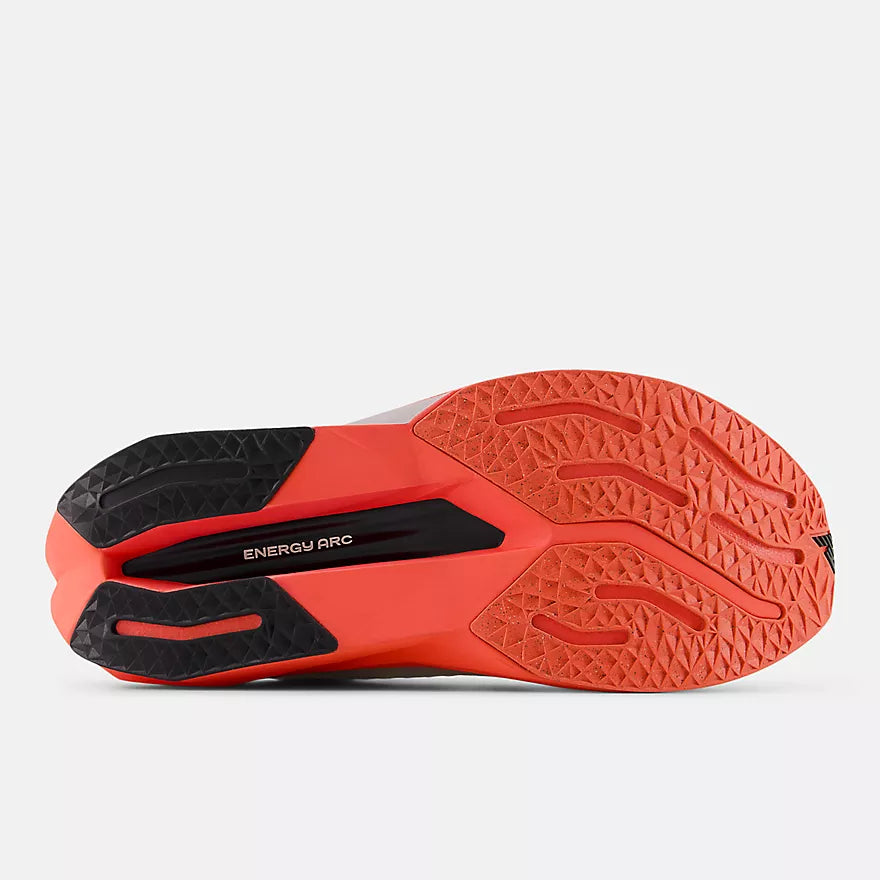 New Balance FuelCell SuperComp Trainer V3 “Urgent Red”