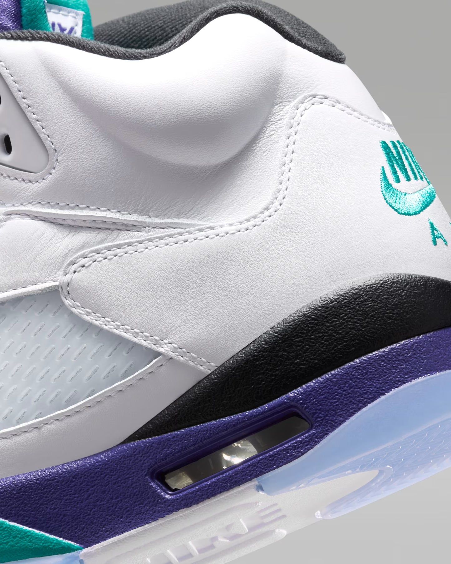 Jordan 5 Retro “Grape”