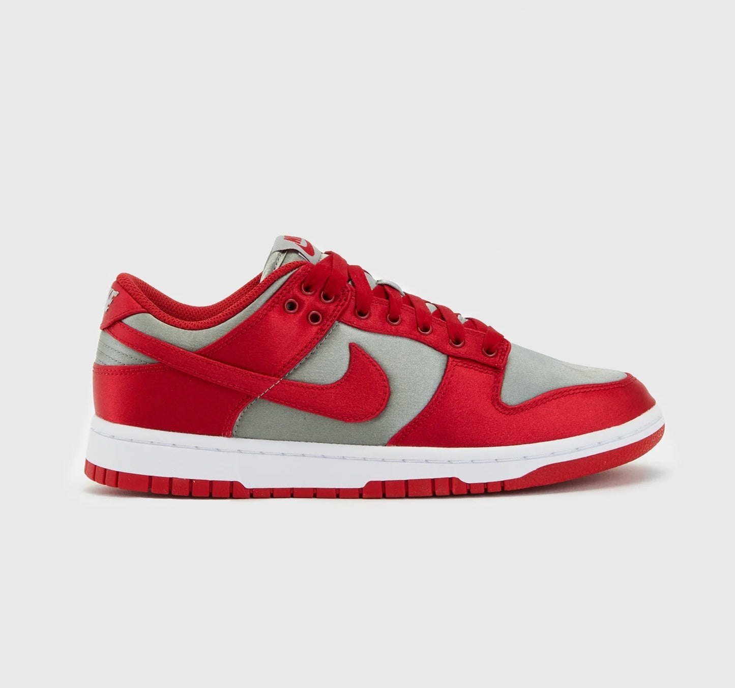 Nike Dunk Low ESS SNKR “Satin UNLV”