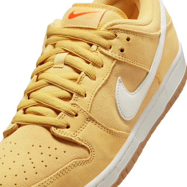 Nike SB Dunk Low Pro “Saturn Gold”