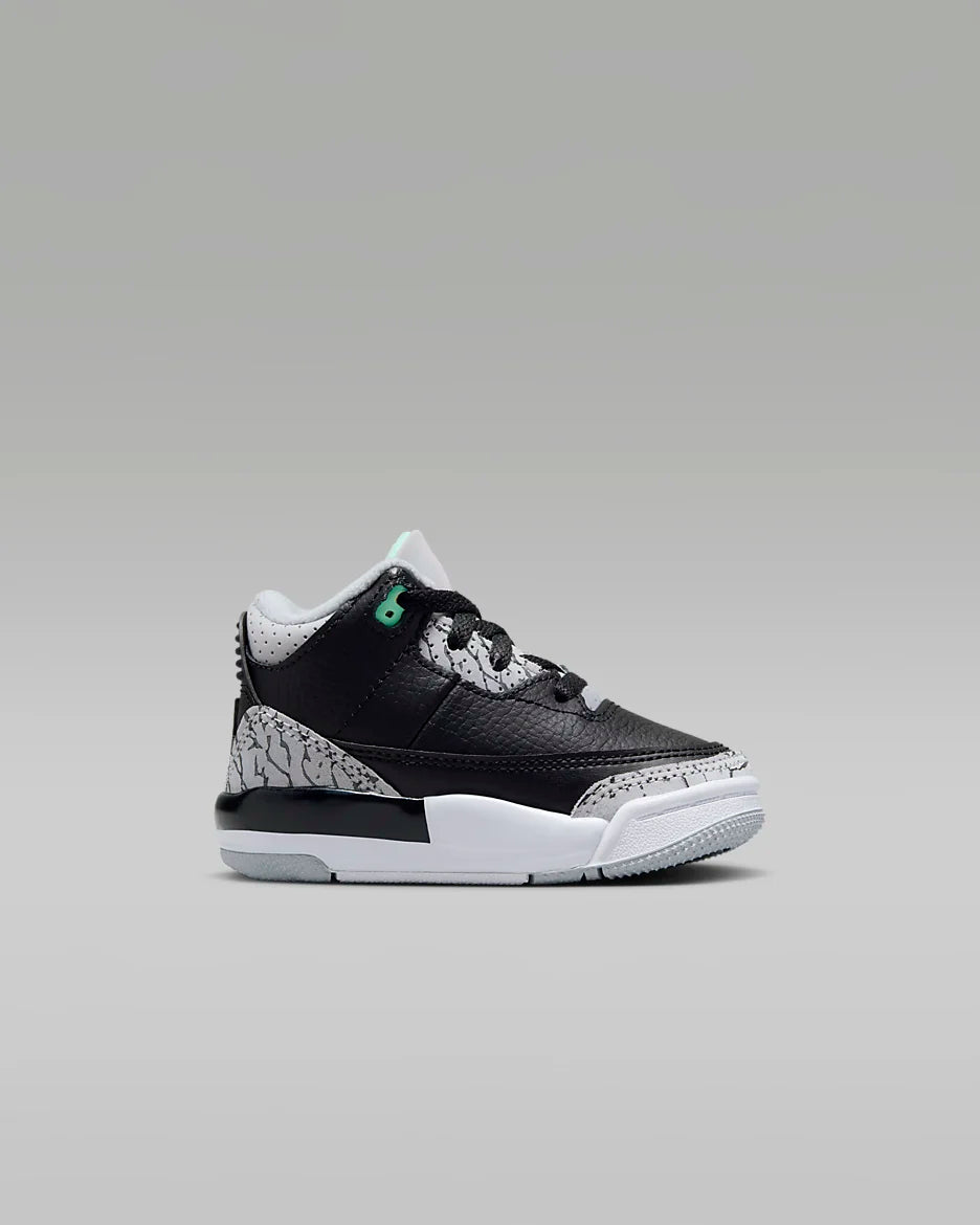 Jordan 3 Retro “Green Glow”