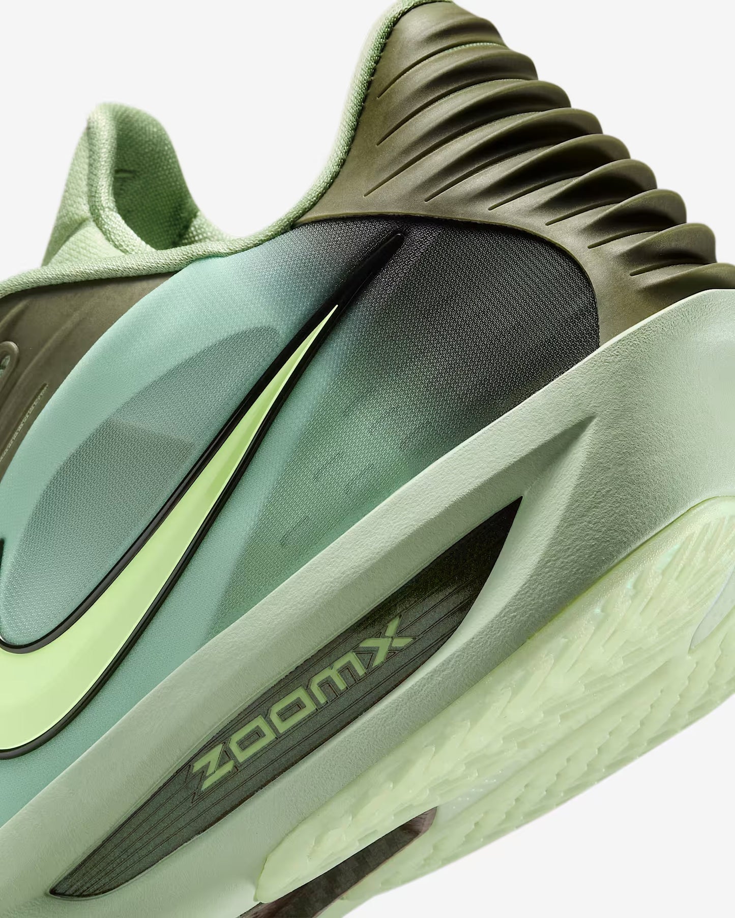 Nike G.T. Cut 3 Turbo “Honeydew”