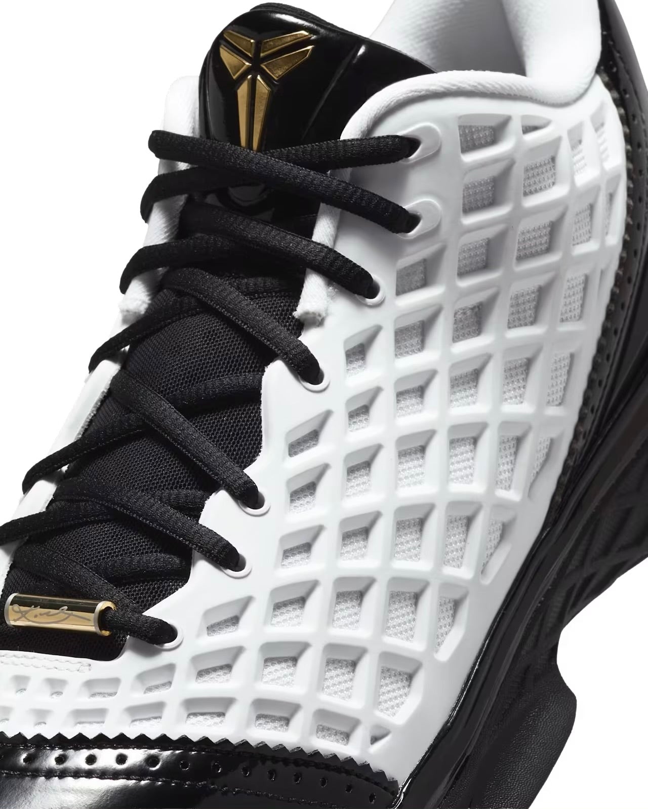 Nike Kobe 3 Low Protro “Mambacita”