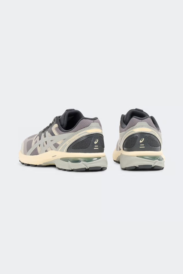 Asics Gel Terrain “Seal Grey”