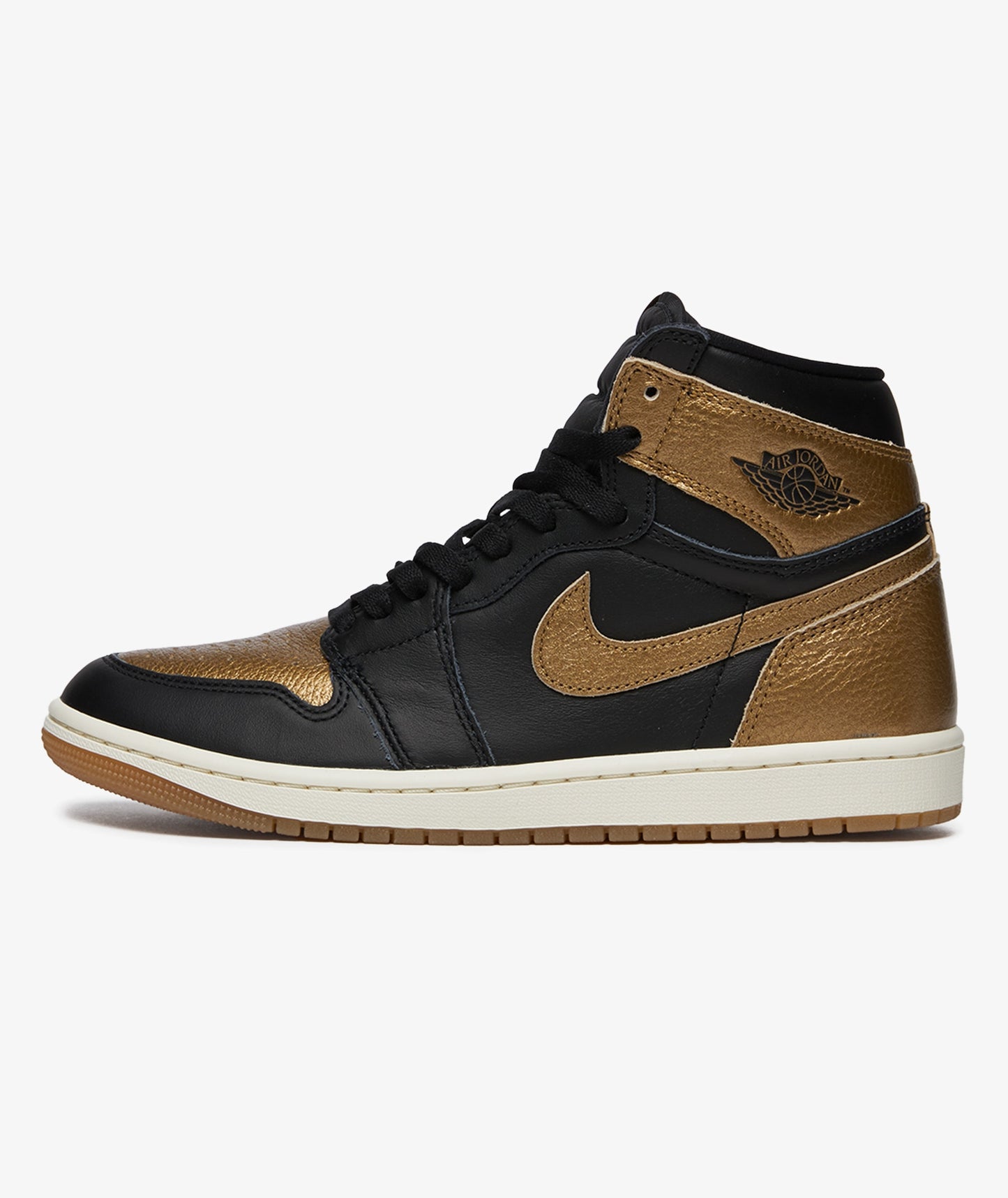 Jordan 1 Retro High OG “Metallic Gold”