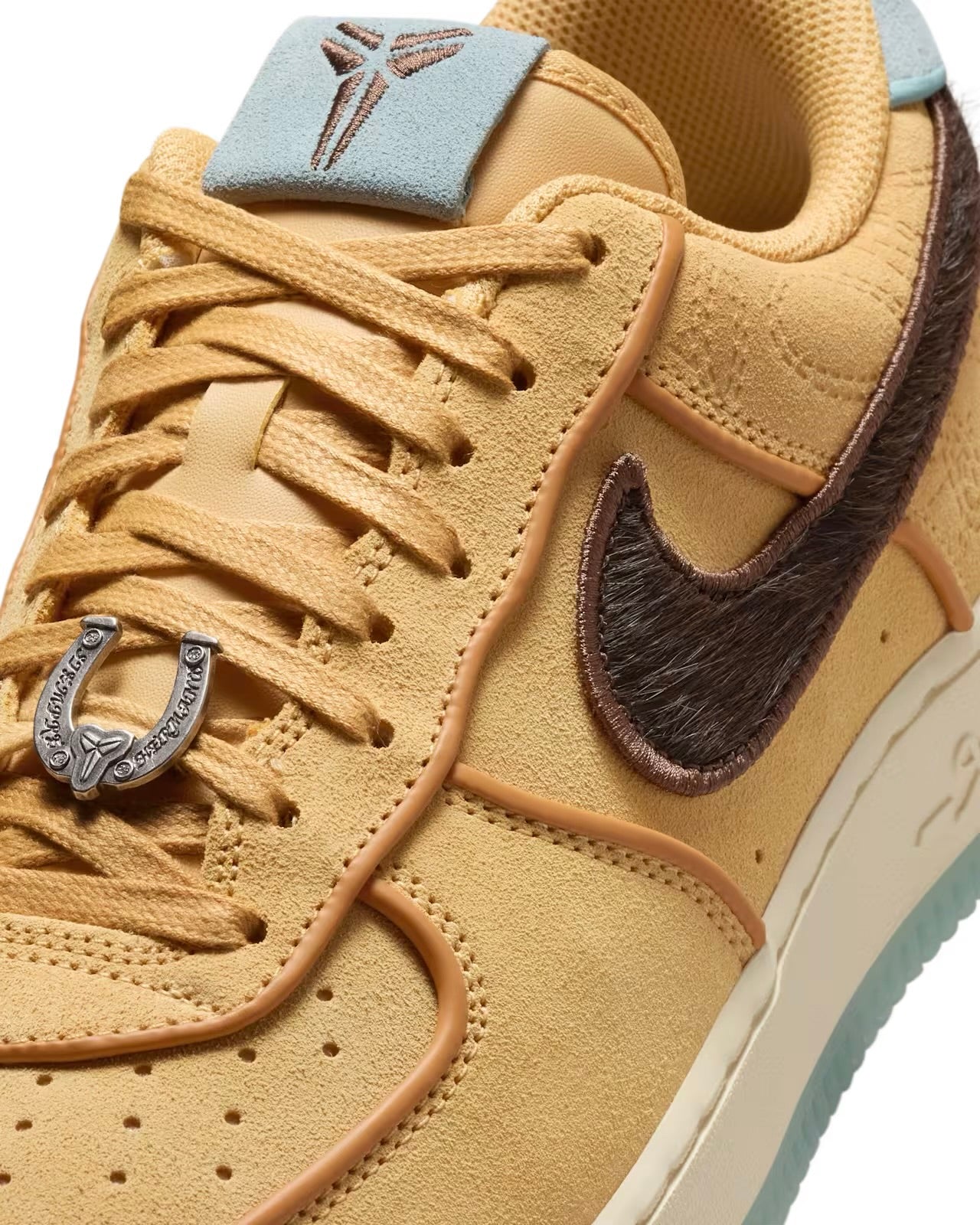 Nike x Kobe Bryant Air Force 1 Low Protro “Siempre Mio”