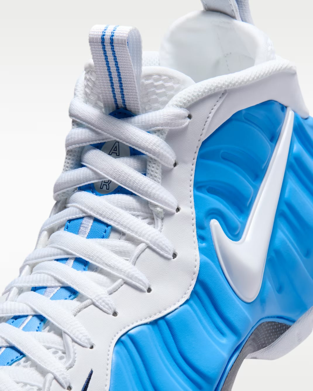 Nike Air Foamposite Pro “University Blue”