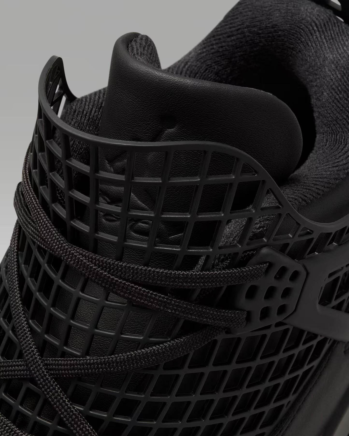 Jordan 4 NET “Black”