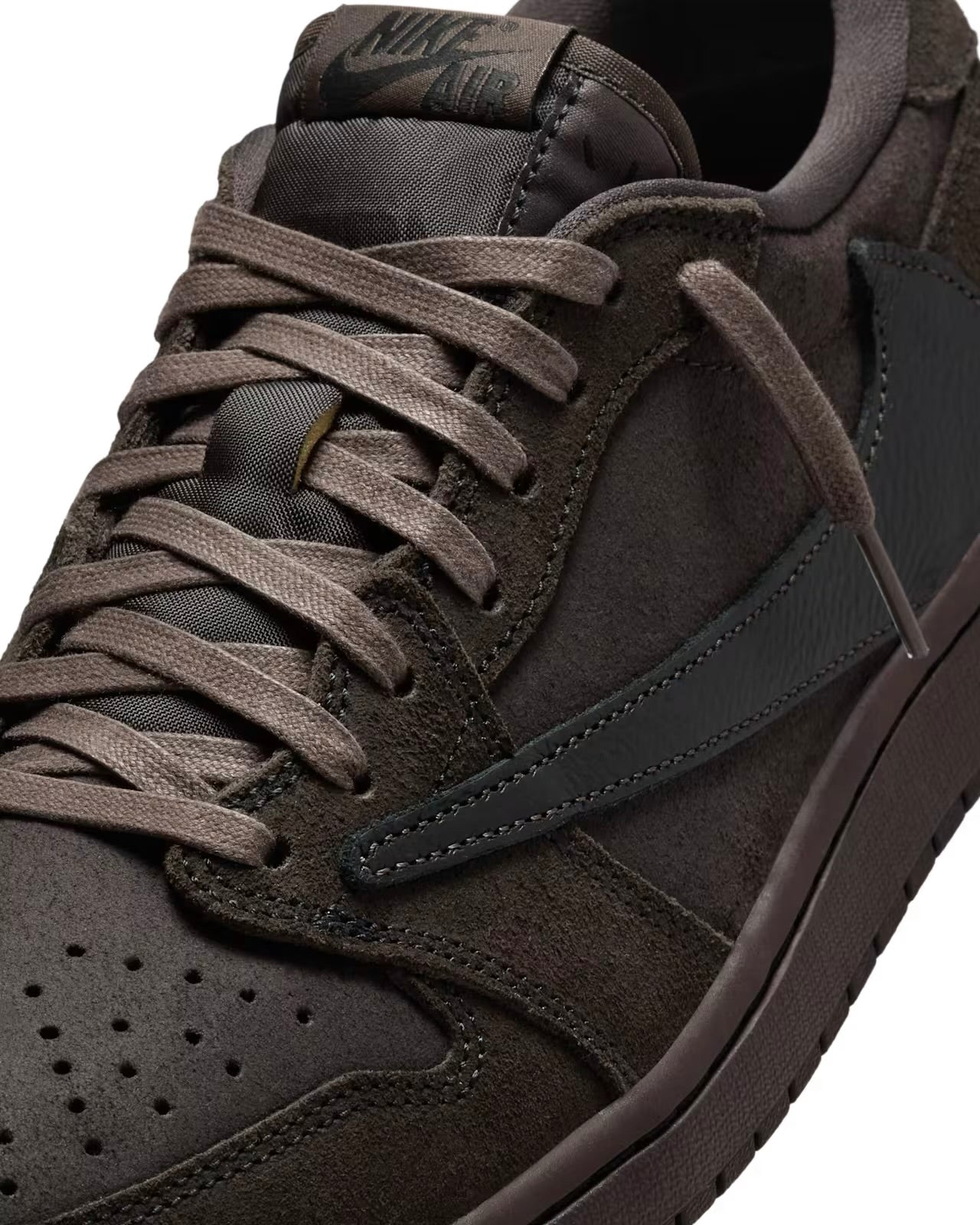 Jordan 1 Low x Travis Scott OG “Velvet Brown”