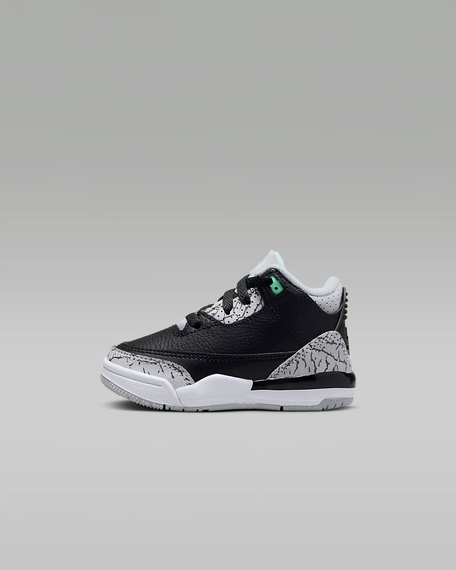 Jordan 3 Retro “Green Glow”